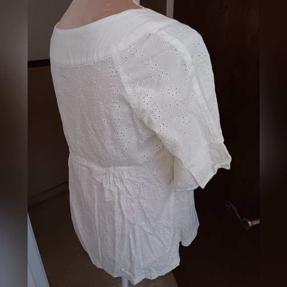 Milano~White Embroidered Eyelet Lightweight Cardigan Jacket Y2K - Picture 11 of 15